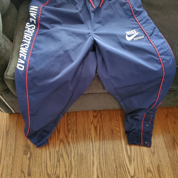 NIKE SPORTSWEAR BLUE HOODED WINDBREAKER SUIT - Picture 5 of 8